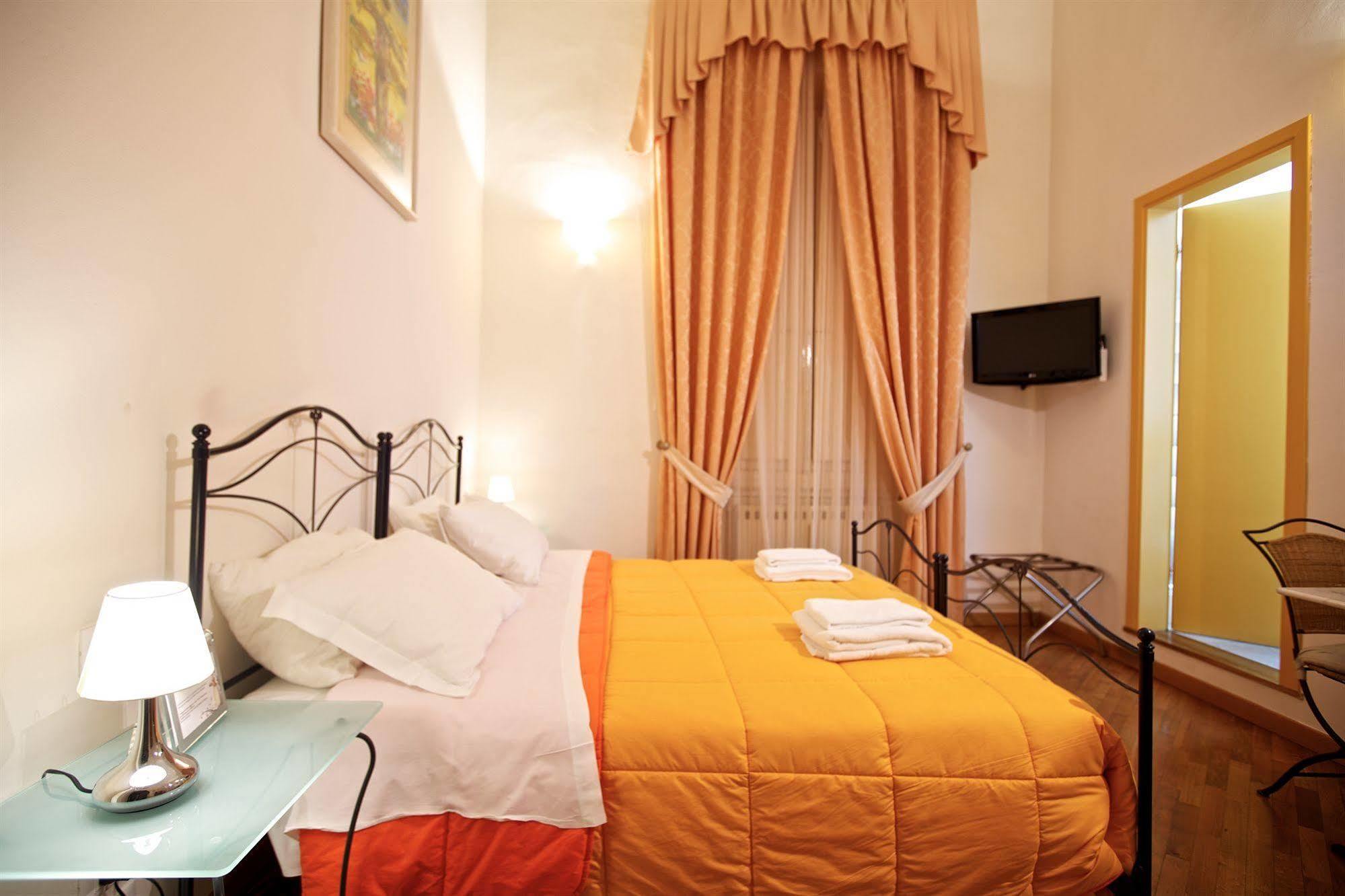 La Locandiera B&B Florencia Exterior foto